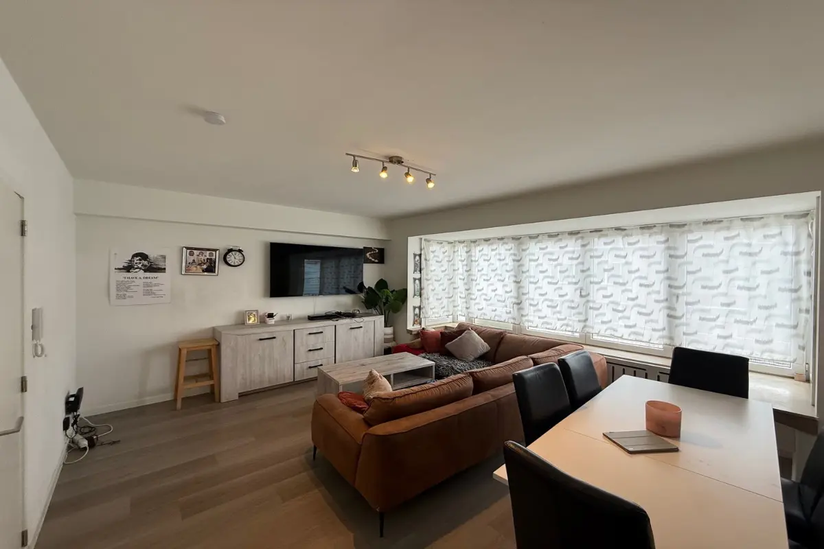 Appartement te  huur in Oostende 8400 795.00€ 2 slaapkamers 97.00m² - Zoekertje 602143