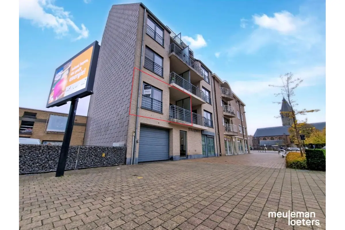 Appartement te  huur in Oostkamp 8020 800.00€ 2 slaapkamers m² - Zoekertje 601730