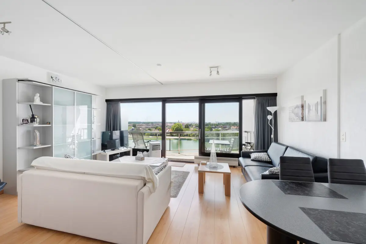 Appartement te koop in Heist-aan-Zee 8301 179000.00€ 1 slaapkamers 41.00m² - Zoekertje 603172