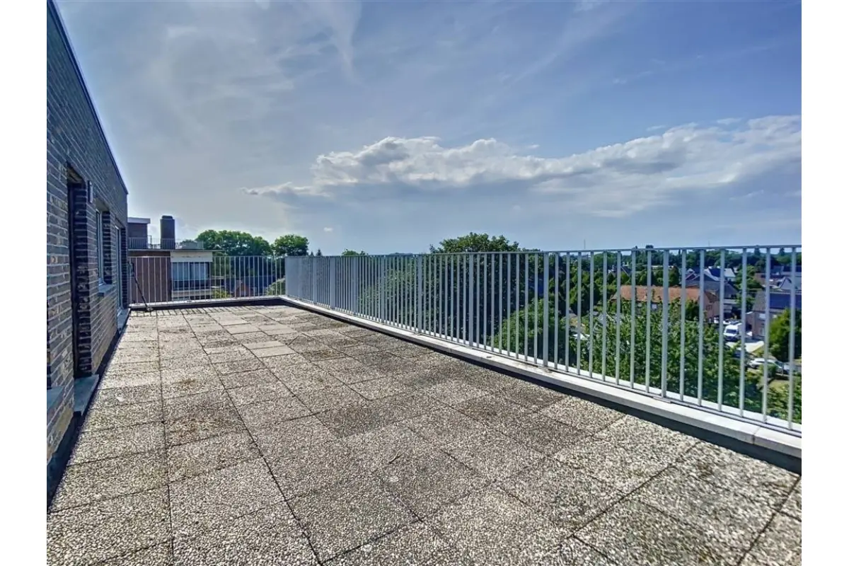 Appartement te  koop in Ieper 8900 169000.00€ 1 slaapkamers 73.00m² - Zoekertje 603948