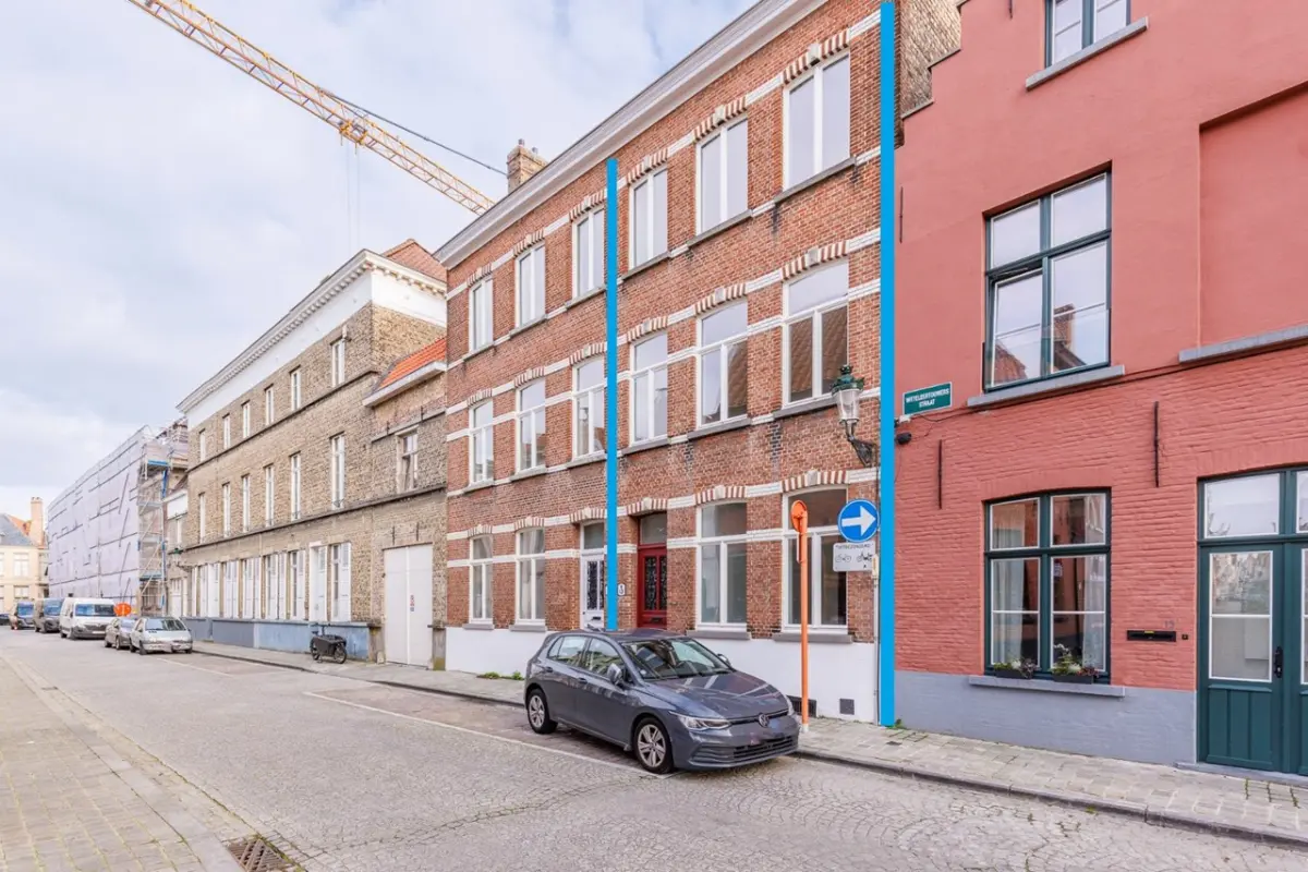 Huis te koop in Brugge 8000 485000.00€ 4 slaapkamers m² - Zoekertje 603665