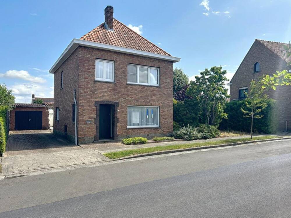 Huis te  koop in Zedelgem 8210 285000.00€ 3 slaapkamers 157.00m² - Zoekertje 604113