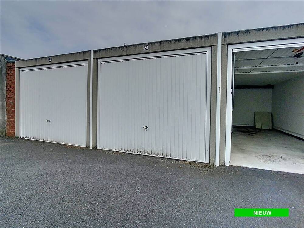 Parking & garage te  huur in Ieper 8900 85.00€  slaapkamers m² - Zoekertje 604930