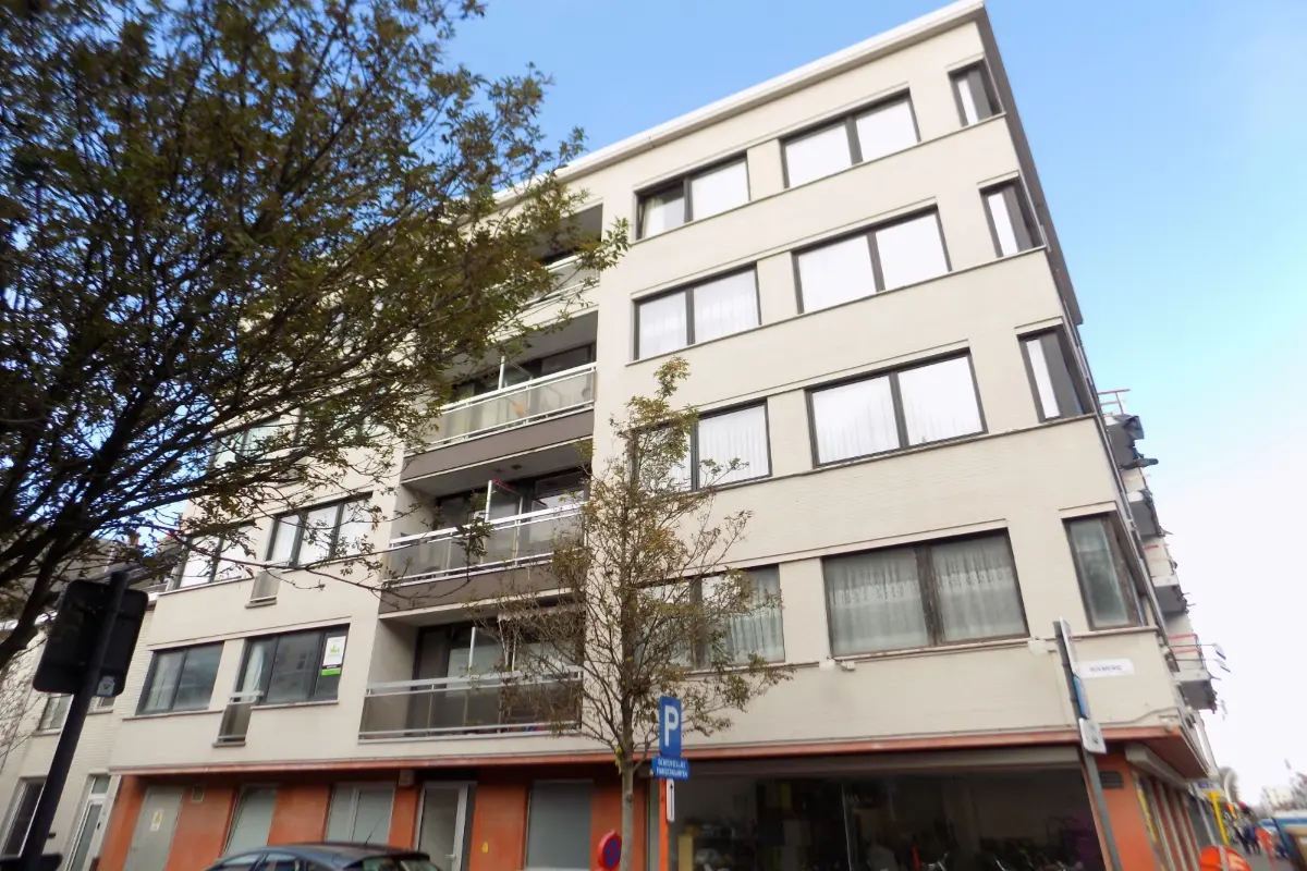 Huis te  koop in Oostende 8400 184000.00€ 2 slaapkamers 87.00m² - Zoekertje 604202