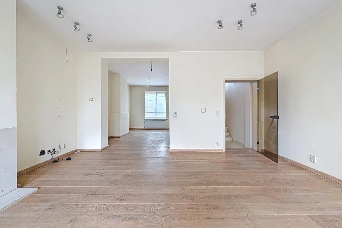 Handelszaak te  koop in Oostduinkerke 8670 185000.00€ 3 slaapkamers m² - Zoekertje 605418