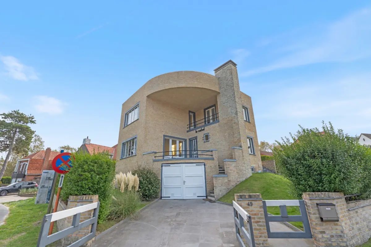 Huis te  koop in Koksijde 8670 825000.00€ 3 slaapkamers m² - Zoekertje 606226