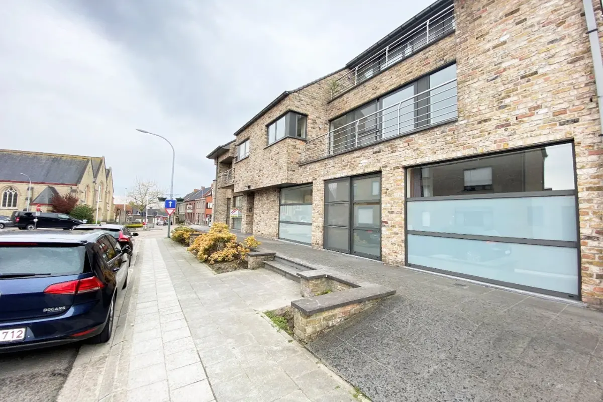 Benedenverdieping te  huur in Koolskamp 8851 725.00€ 2 slaapkamers 95.00m² - Zoekertje 605623
