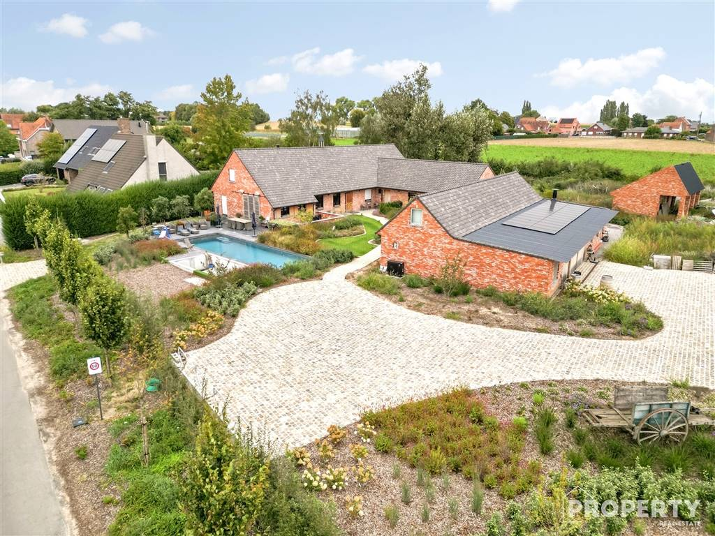 Boerderij te  koop in Hulste 8531 1450000.00€ 3 slaapkamers 640.00m² - Zoekertje 606102