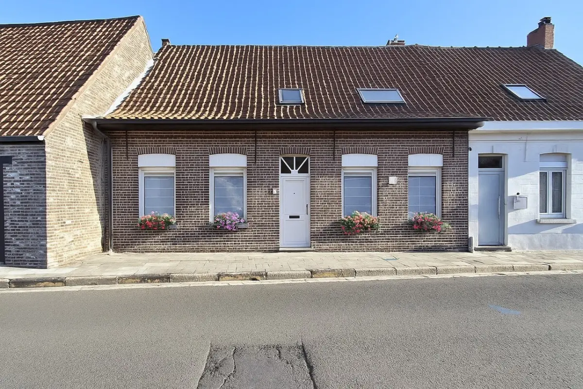 Huis te  huur in Aarsele 8700 1110.00€ 4 slaapkamers 174.00m² - Zoekertje 606209