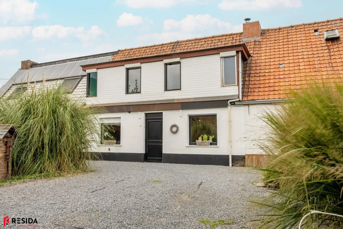 Huis te  koop in Bavikhove 8531 189500.00€ 2 slaapkamers 131.00m² - Zoekertje 605659