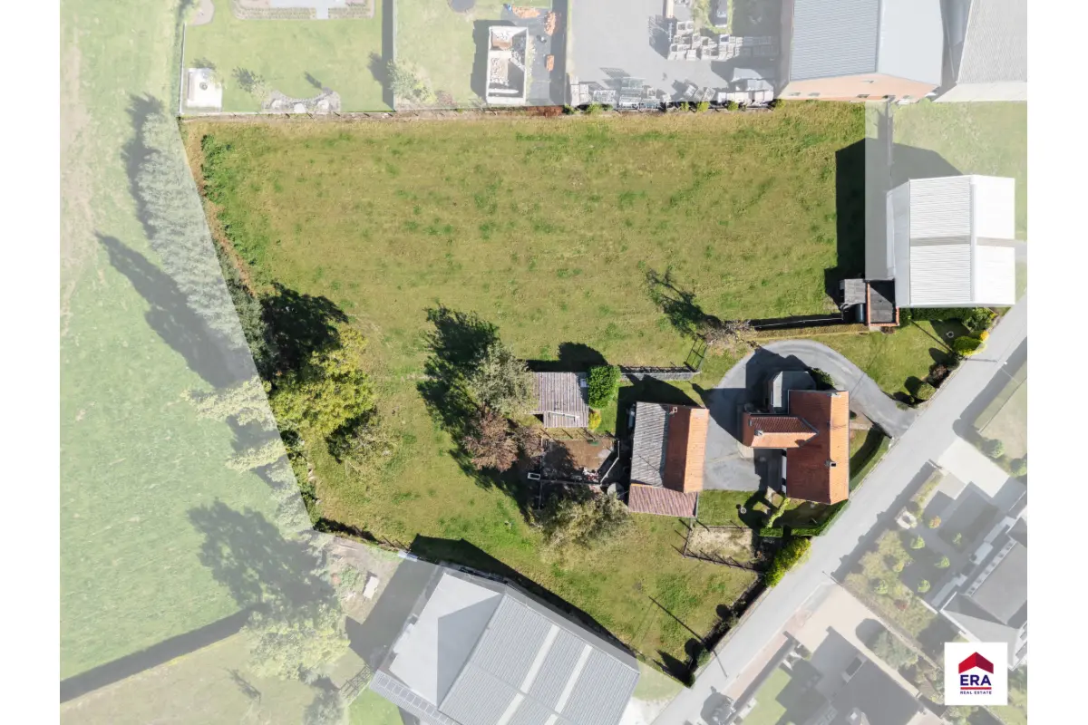 Huis te  koop in Oostrozebeke 8780 412500.00€ 4 slaapkamers 189.00m² - Zoekertje 607211