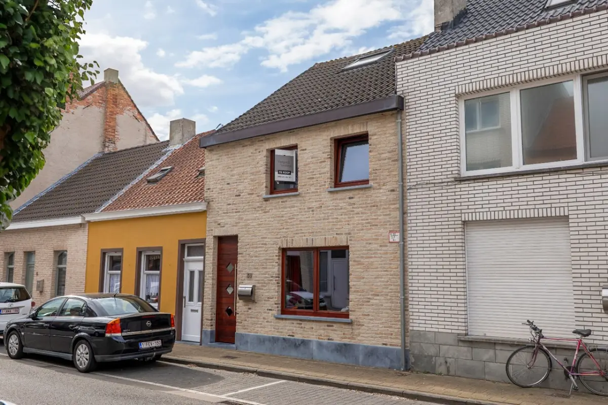 Huis te  koop in Bredene 8450 285000.00€ 3 slaapkamers 147.00m² - Zoekertje 606866