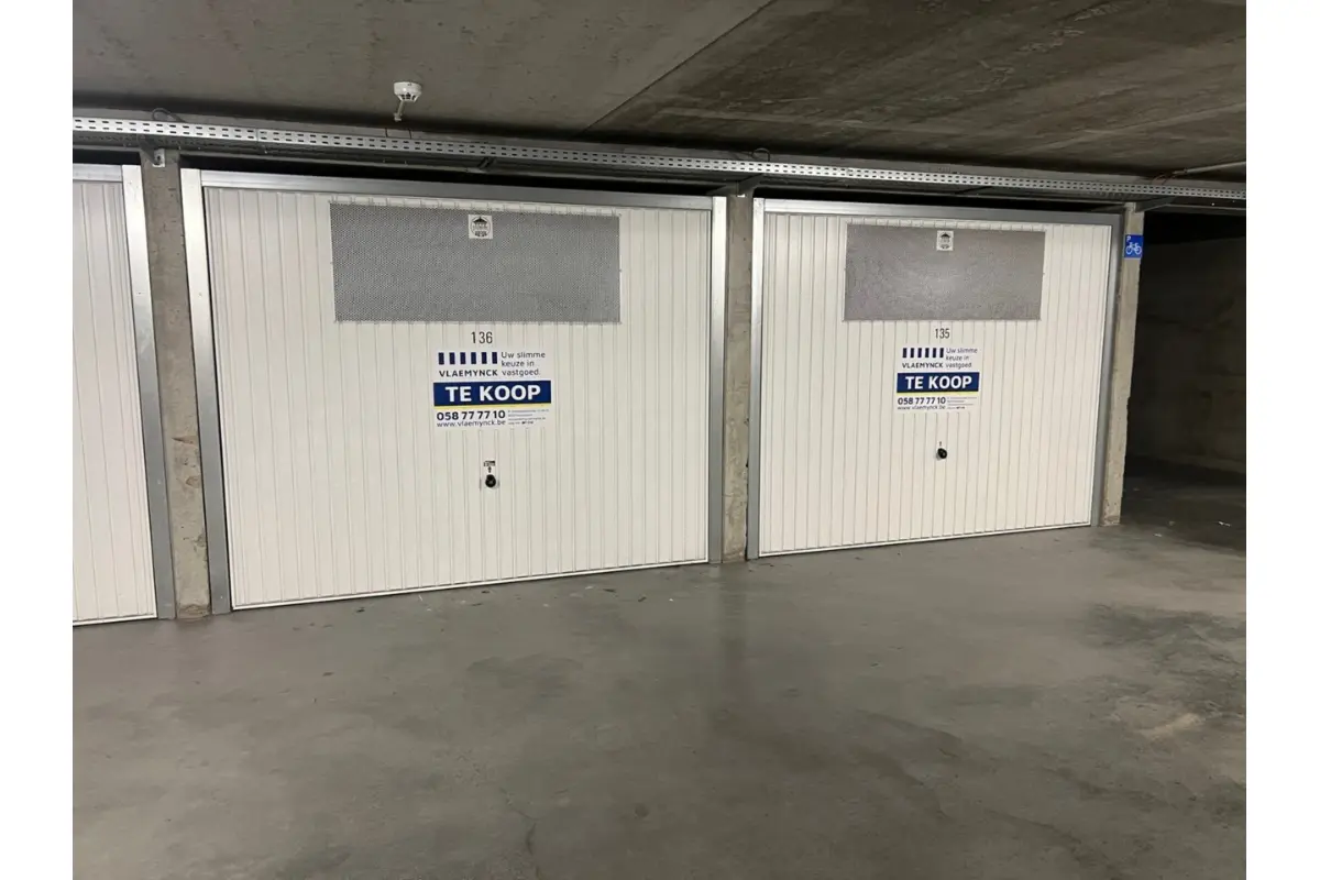Parking & garage te  koop in Nieuwpoort 8620 63000.00€  slaapkamers m² - Zoekertje 607340