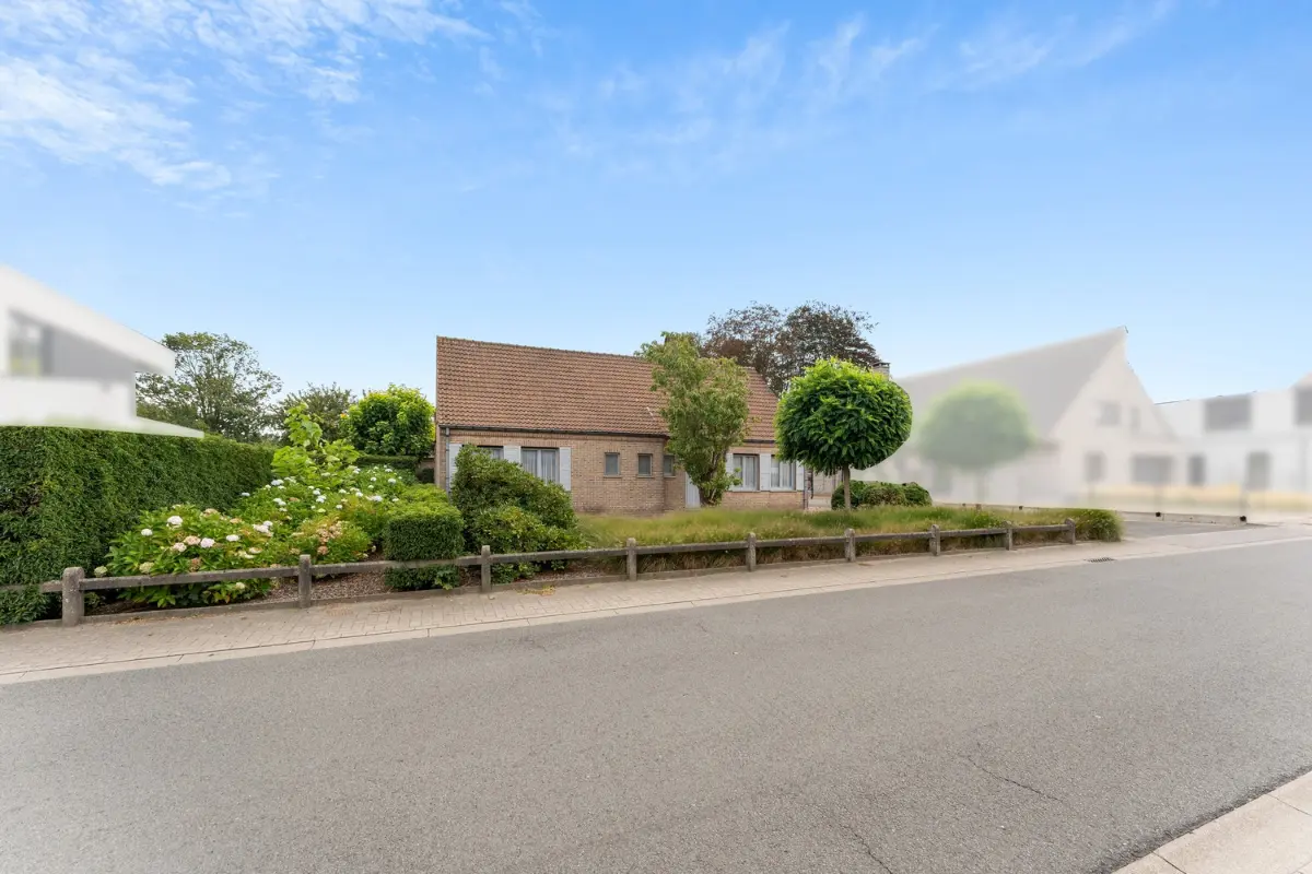 Huis te  koop in Ruddervoorde 8020 485000.00€ 2 slaapkamers m² - Zoekertje 607384