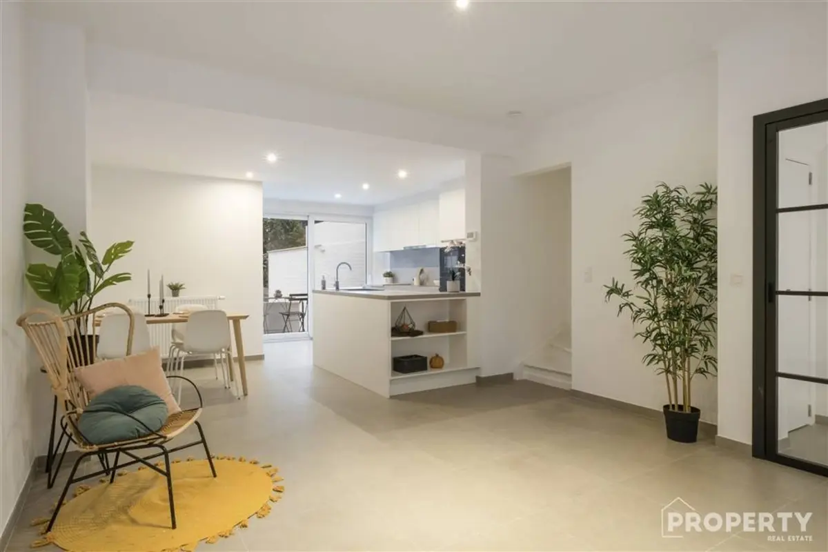 Huis te  koop in Heule 8501 295000.00€ 2 slaapkamers 104.00m² - Zoekertje 606324