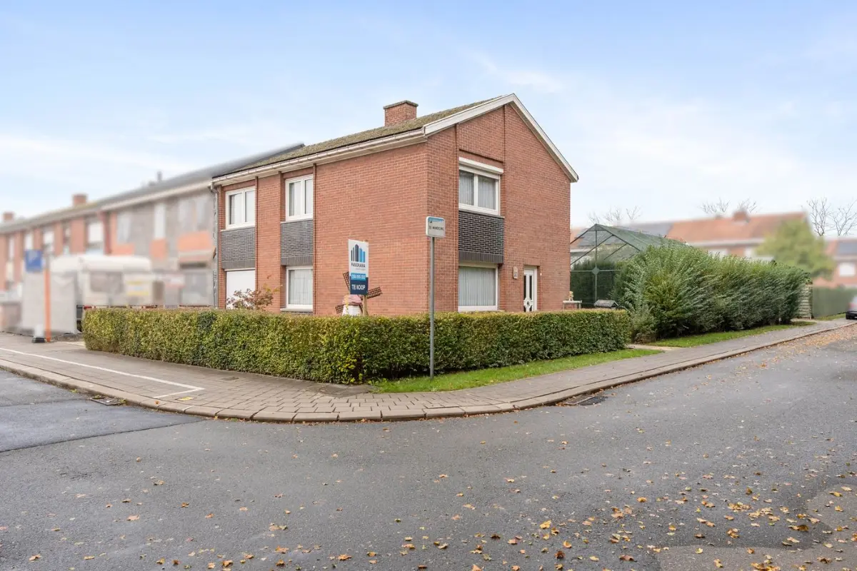 Huis te  koop in Gullegem 8560 220000.00€ 3 slaapkamers 150.00m² - Zoekertje 607969