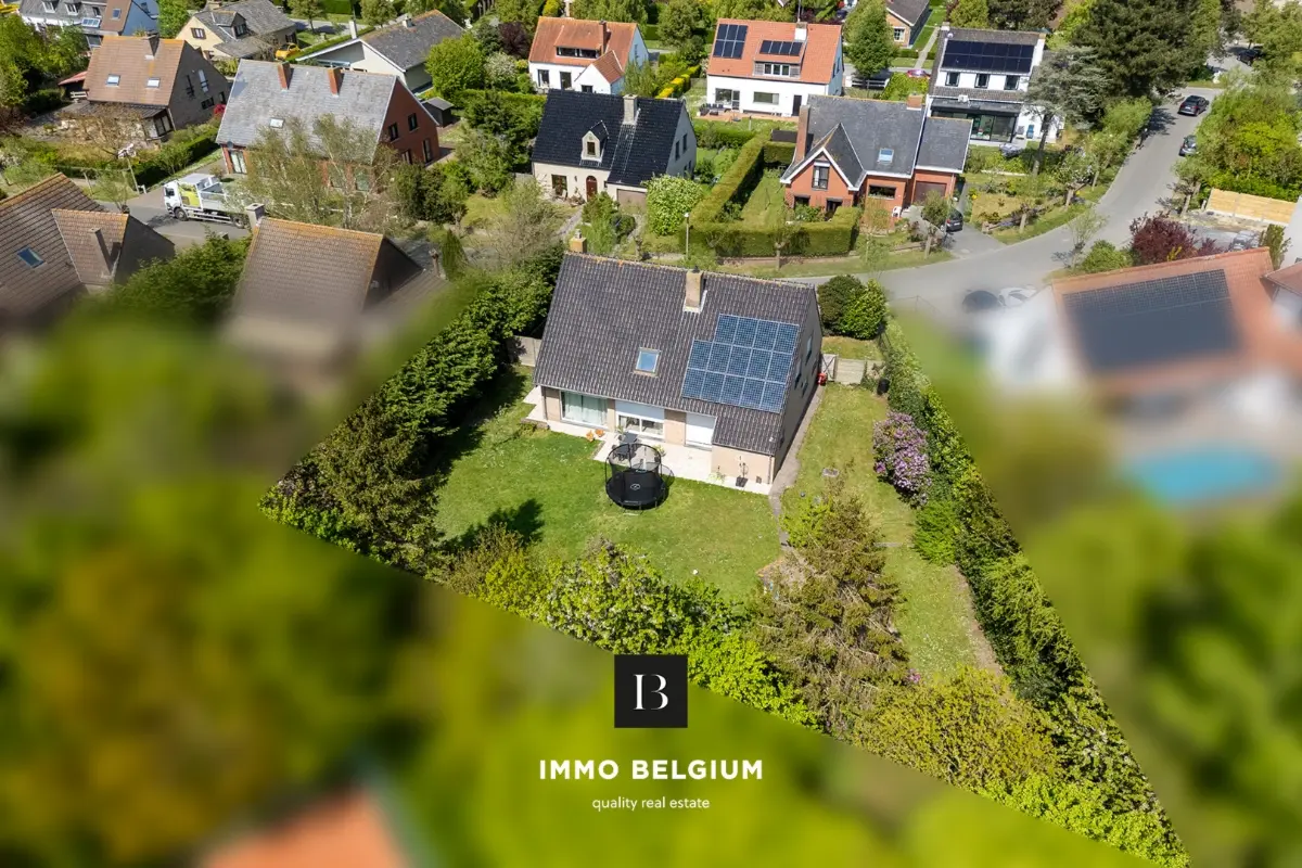 Huis te  koop in De Haan 8420 725000.00€ 5 slaapkamers 251.00m² - Zoekertje 608121