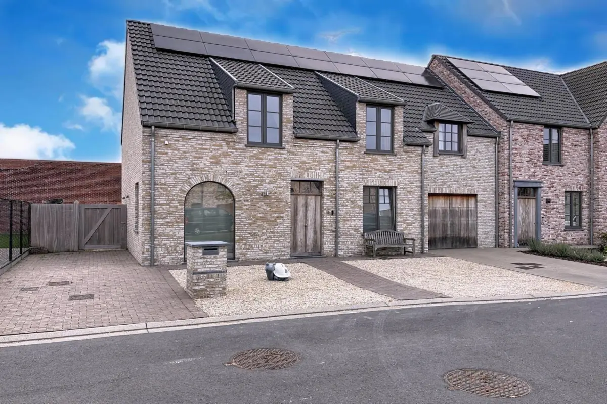 Huis te  koop in Ingelmunster 8770 419000.00€ 5 slaapkamers 164.00m² - Zoekertje 608702