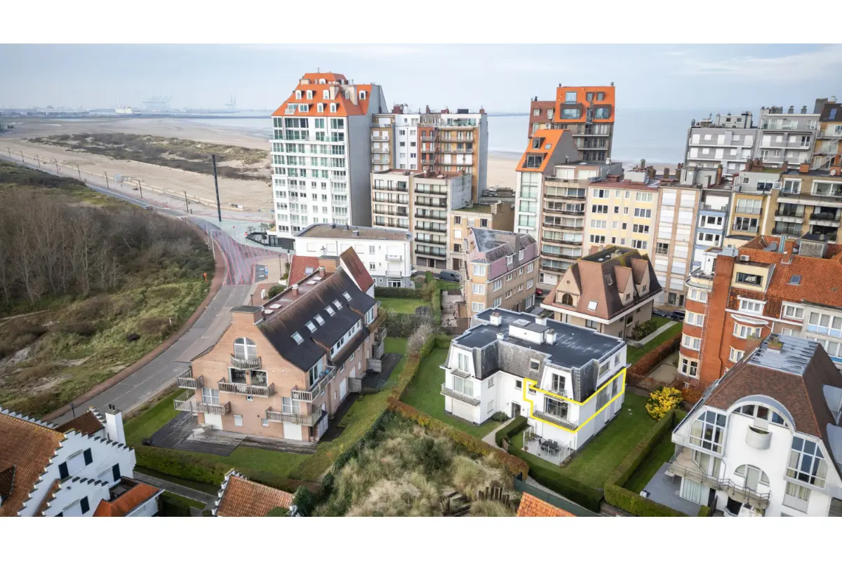 Appartement te  koop in Heist-aan-Zee 8301 735000.00€ 2 slaapkamers 68.00m² - Zoekertje 608016