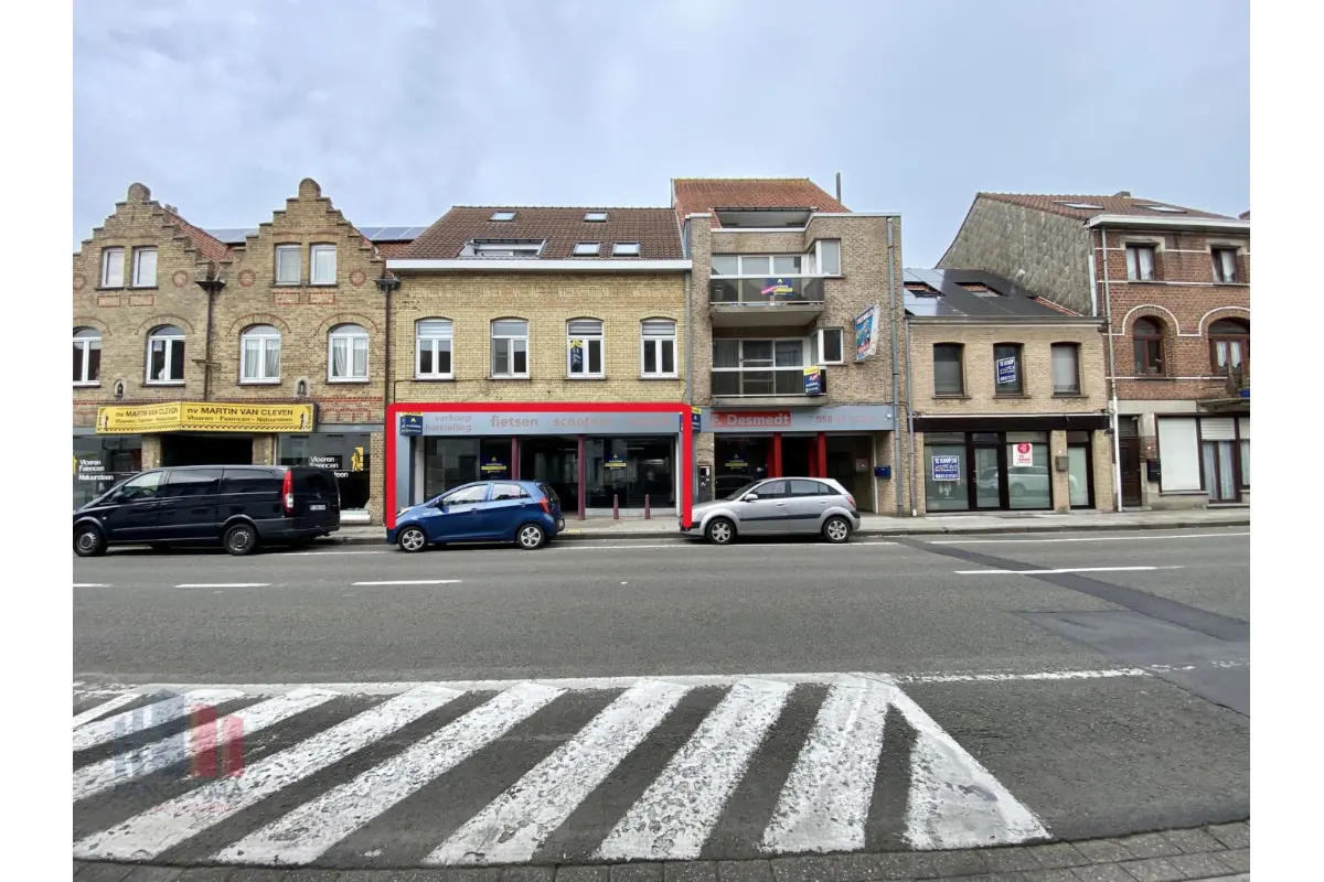 Handelszaak te  koop in De Panne 8660 79000.00€  slaapkamers 119.00m² - Zoekertje 608841