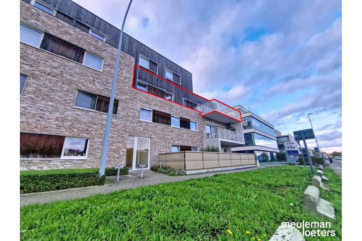 Appartement te  huur in Loppem 8210 775.00€ 1 slaapkamers 77.00m² - Zoekertje 609488