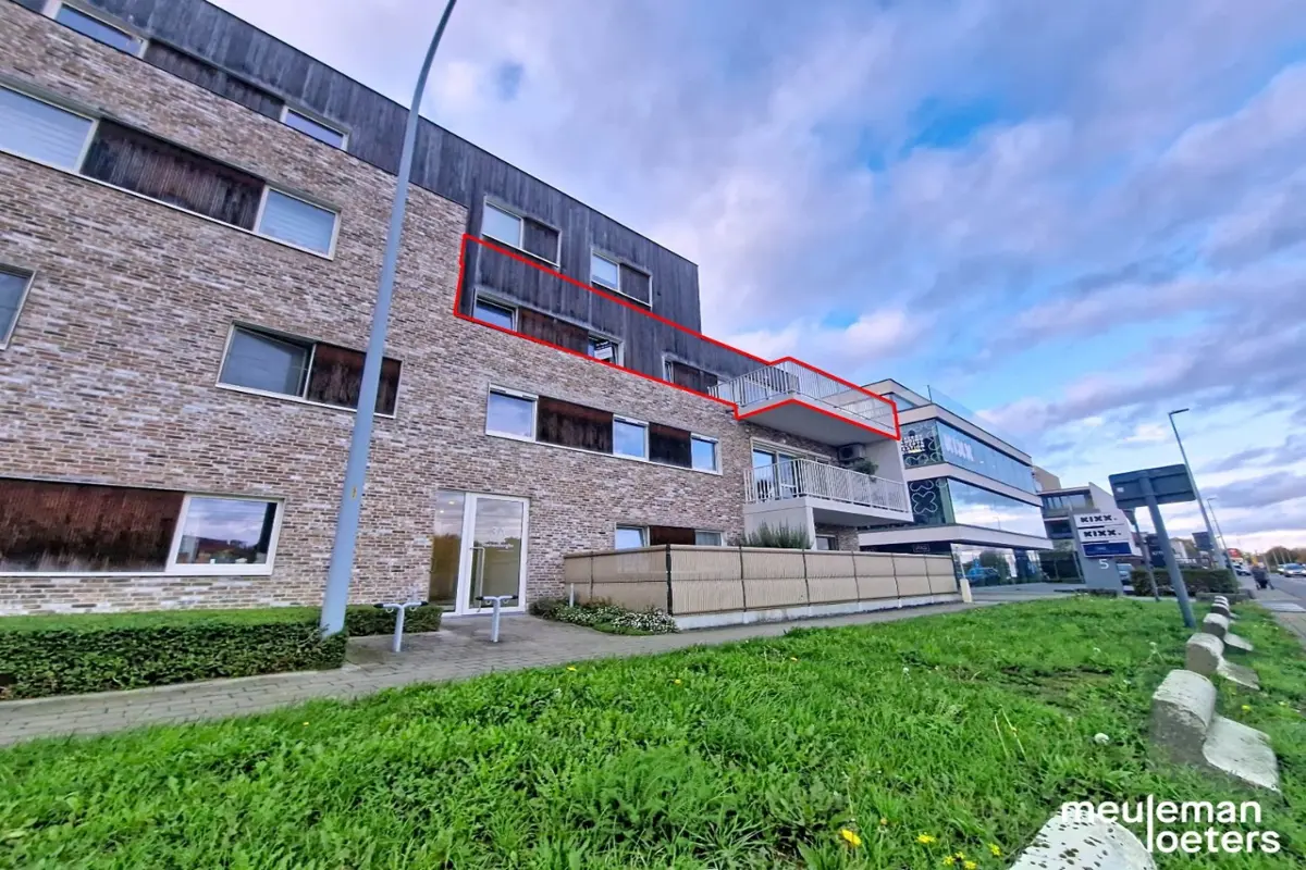 Appartement te  huur in Loppem 8210 775.00€ 1 slaapkamers 77.00m² - Zoekertje 609488