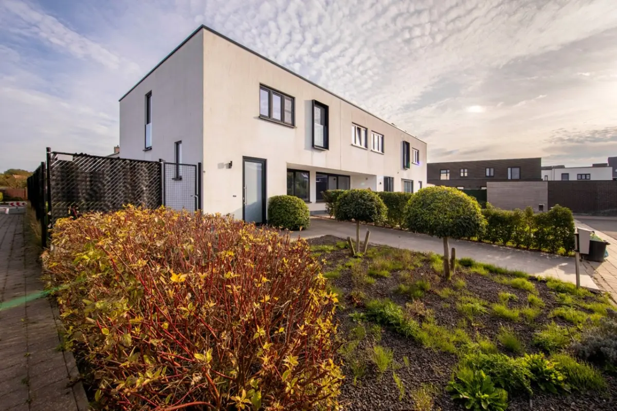 Huis te  koop in Pittem 8740 395000.00€ 3 slaapkamers m² - Zoekertje 609333