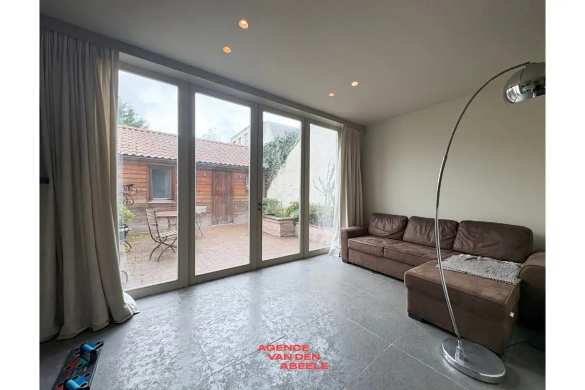 Huis te  huur in Brugge 8000 1950.00€ 3 slaapkamers m² - Zoekertje 609561