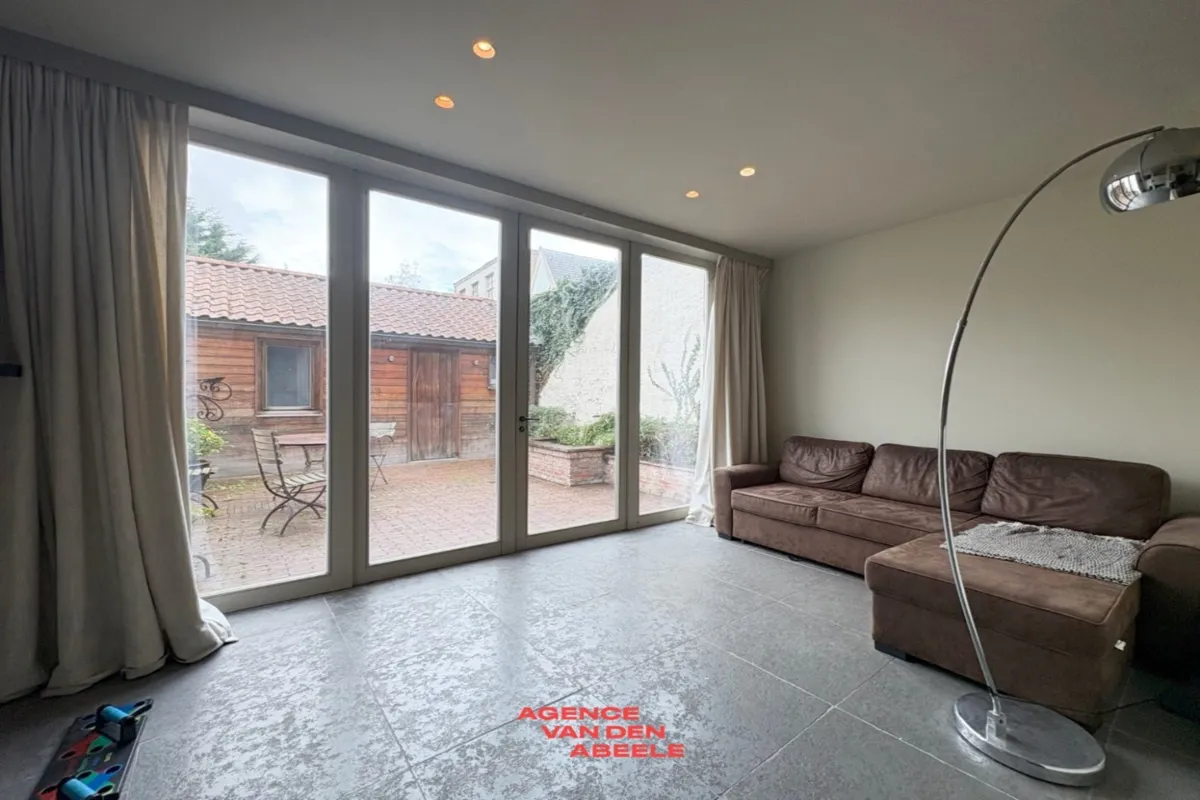 Huis te  huur in Brugge 8000 1950.00€ 3 slaapkamers m² - Zoekertje 609561