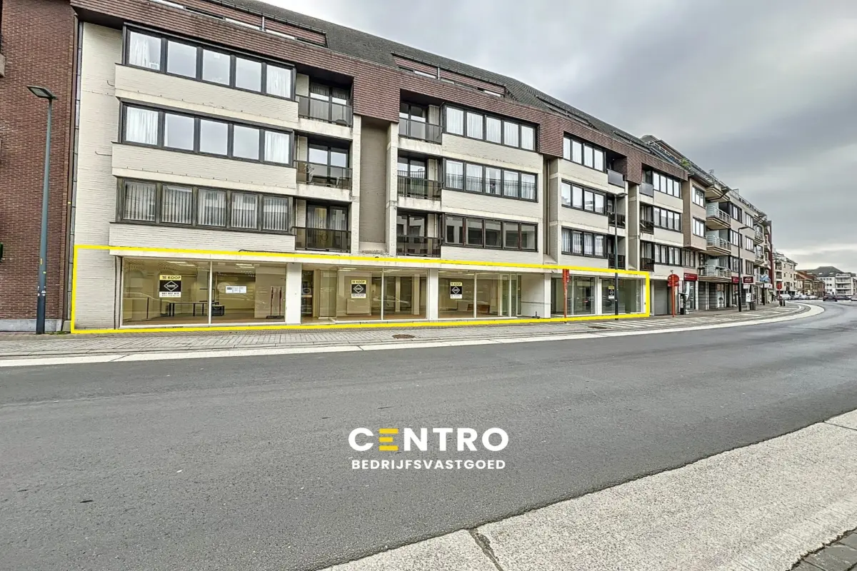 Handelszaak te  koop in Roeselare 8800 410000.00€  slaapkamers 600.00m² - Zoekertje 610853