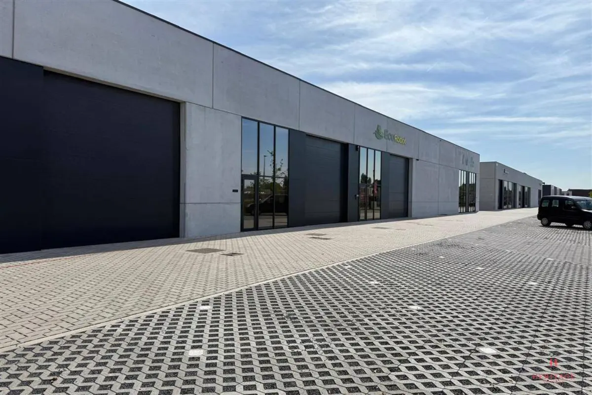 Handelszaak te  huur in Dentergem 8720 1250.00€  slaapkamers 305.33m² - Zoekertje 609081