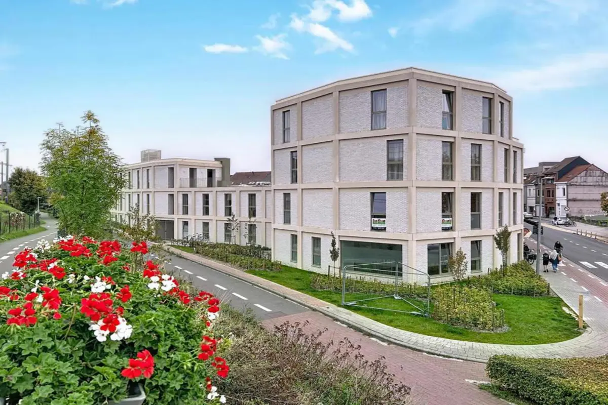 Kot te  koop in Kortrijk 8500 149000.00€ 1 slaapkamers 18.00m² - Zoekertje 608985