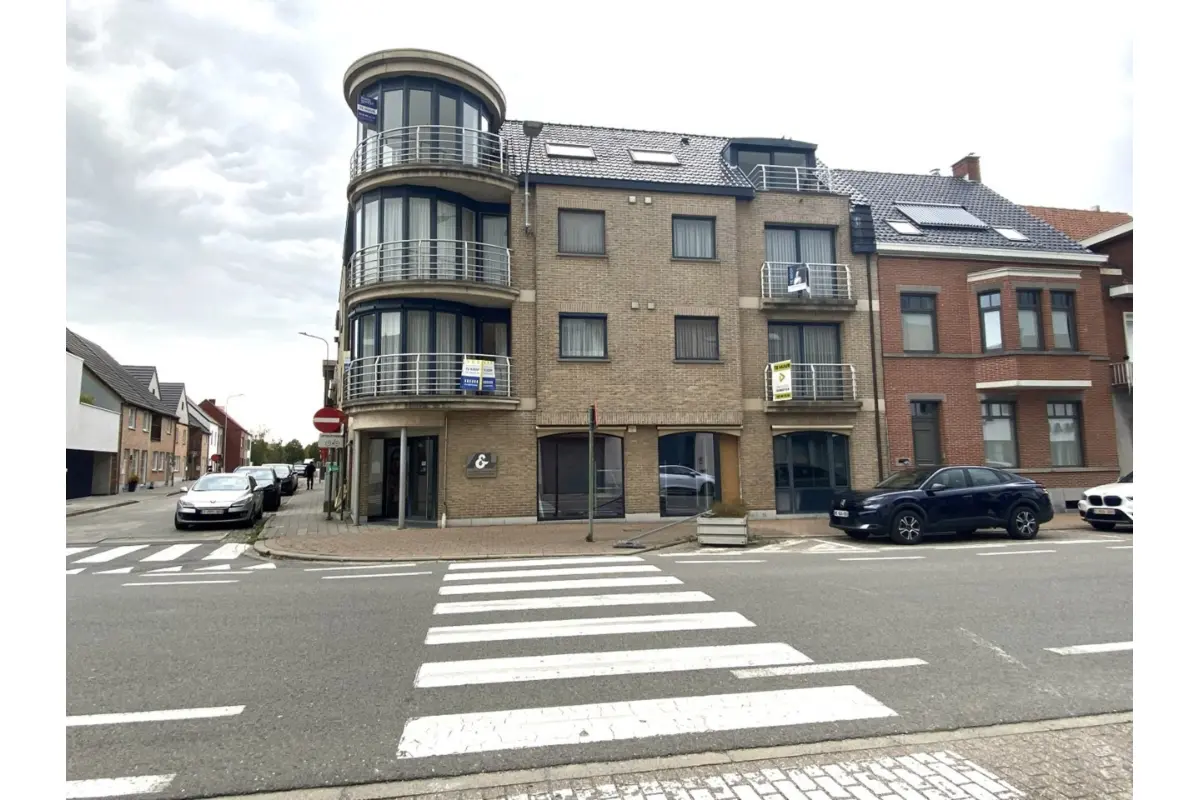 Appartement te  huur in Meulebeke 8760 780.00€ 2 slaapkamers 100.00m² - Zoekertje 610836