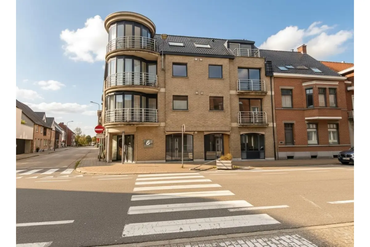Appartement te  huur in Meulebeke 8760 780.00€ 2 slaapkamers 100.00m² - Zoekertje 610836