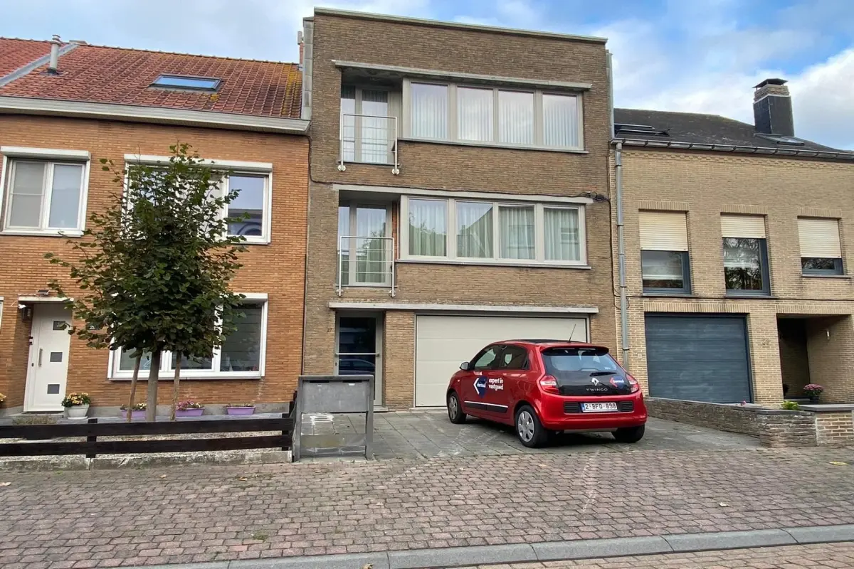 Appartement te  huur in Oostende 8400 850.00€ 2 slaapkamers m² - Zoekertje 610978