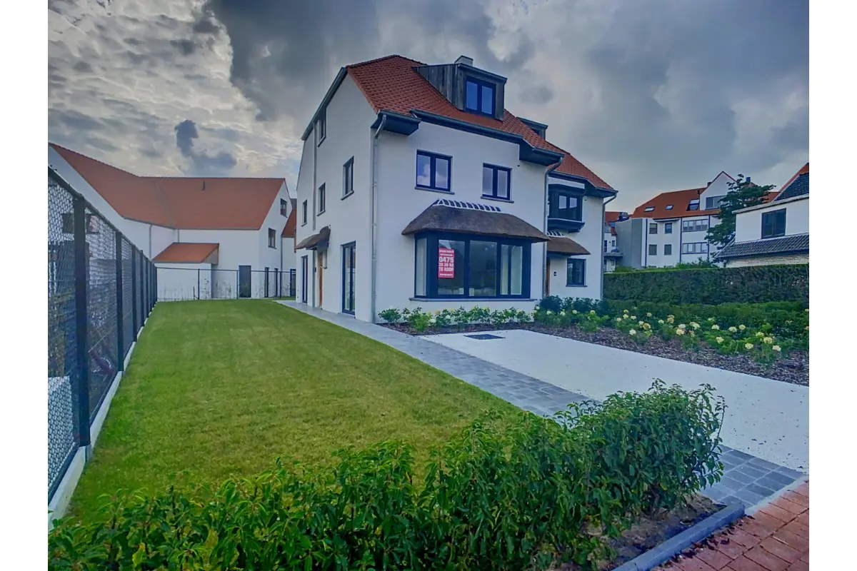 Villa te  koop in Heist-aan-Zee 8301 1275500.00€ 5 slaapkamers 200.00m² - Zoekertje 612873