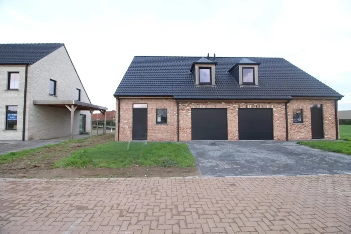 Huis te  koop in Ooigem 8710 365000.00€ 3 slaapkamers 155.00m² - Zoekertje 612160