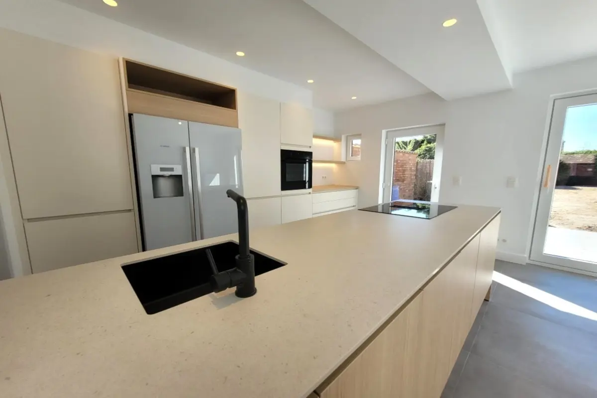 Huis te  koop in Assebroek 8310 525000.00€ 3 slaapkamers m² - Zoekertje 612071