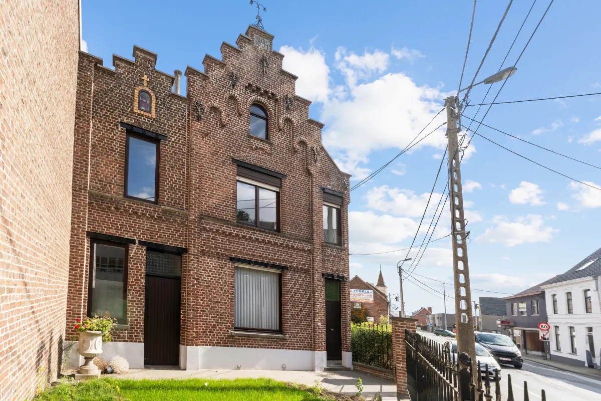 Huis te  koop in Waregem 8790 245000.00€ 3 slaapkamers 185.00m² - Zoekertje 612473