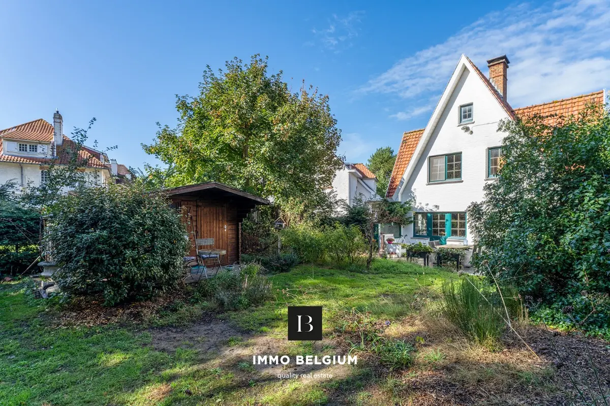 Huis te  koop in De Haan 8420 1125000.00€ 3 slaapkamers 198.00m² - Zoekertje 612905