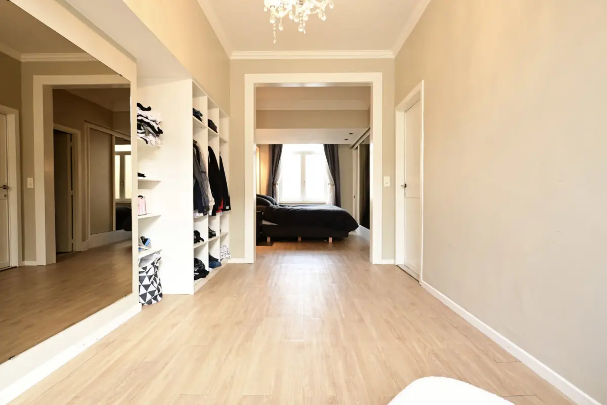 Herenhuis te  koop in Oostende 8400 349000.00€ 5 slaapkamers 319.00m² - Zoekertje 613020