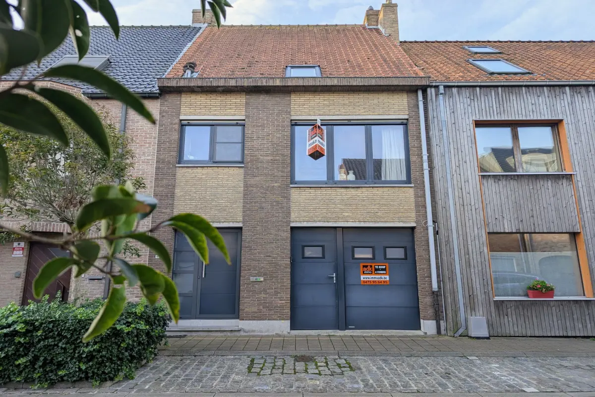 Huis te  koop in De Panne 8660 299000.00€ 6 slaapkamers 182.00m² - Zoekertje 613024