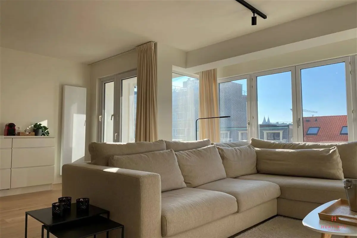 Appartement te  huur in Oostende 8400 1150.00€ 2 slaapkamers 94.00m² - Zoekertje 613222