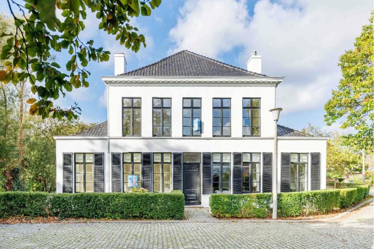 Appartement te  koop in Brugge 8000 399000.00€ 2 slaapkamers m² - Zoekertje 613750