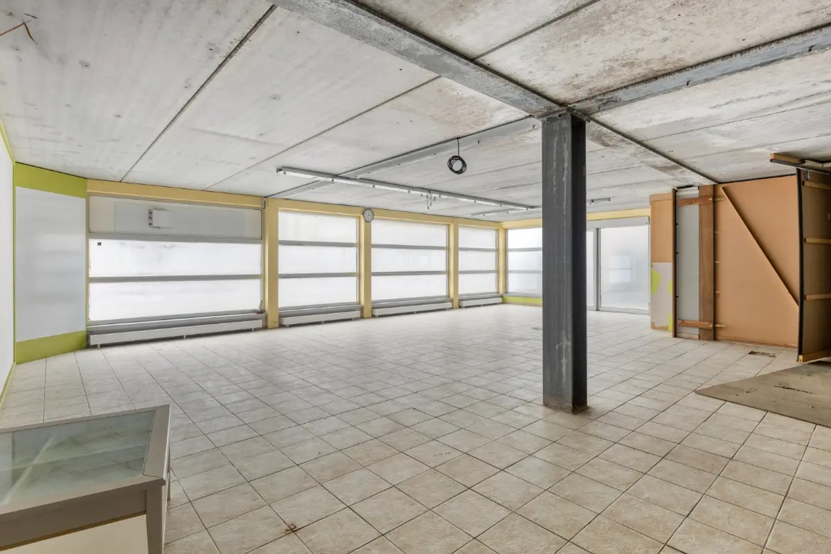 Appartementsgebouw te  koop in Diksmuide 8600 235000.00€ 2 slaapkamers 272.00m² - Zoekertje 613396