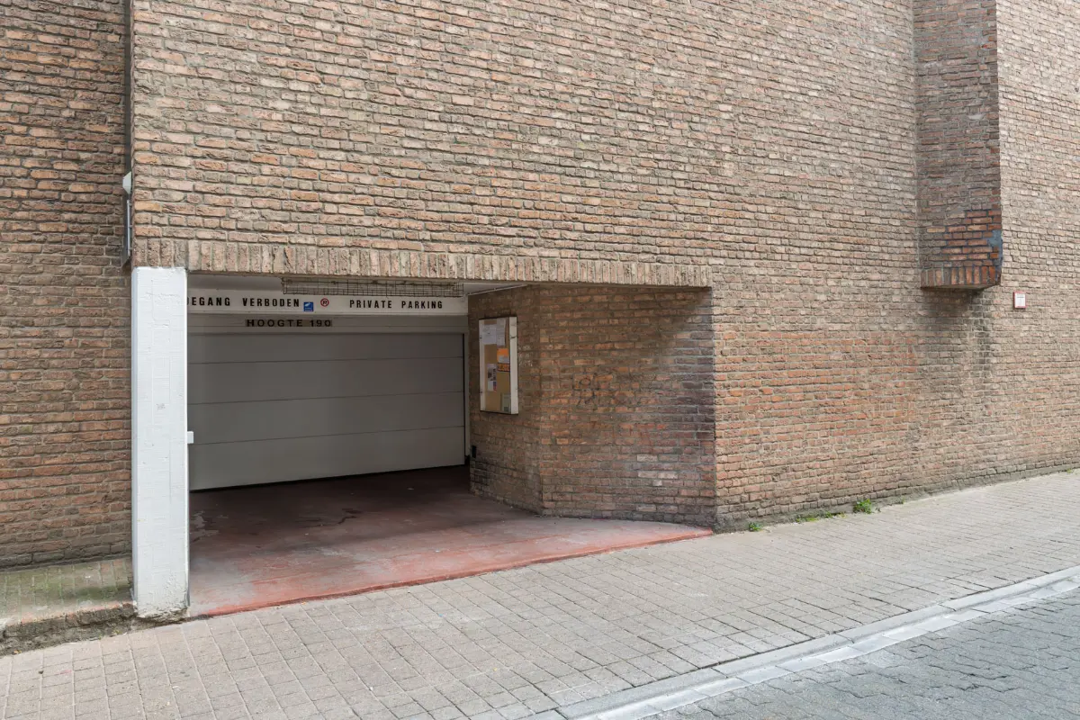 Parking & garage te  koop in Oostende 8400 36000.00€  slaapkamers m² - Zoekertje 615034
