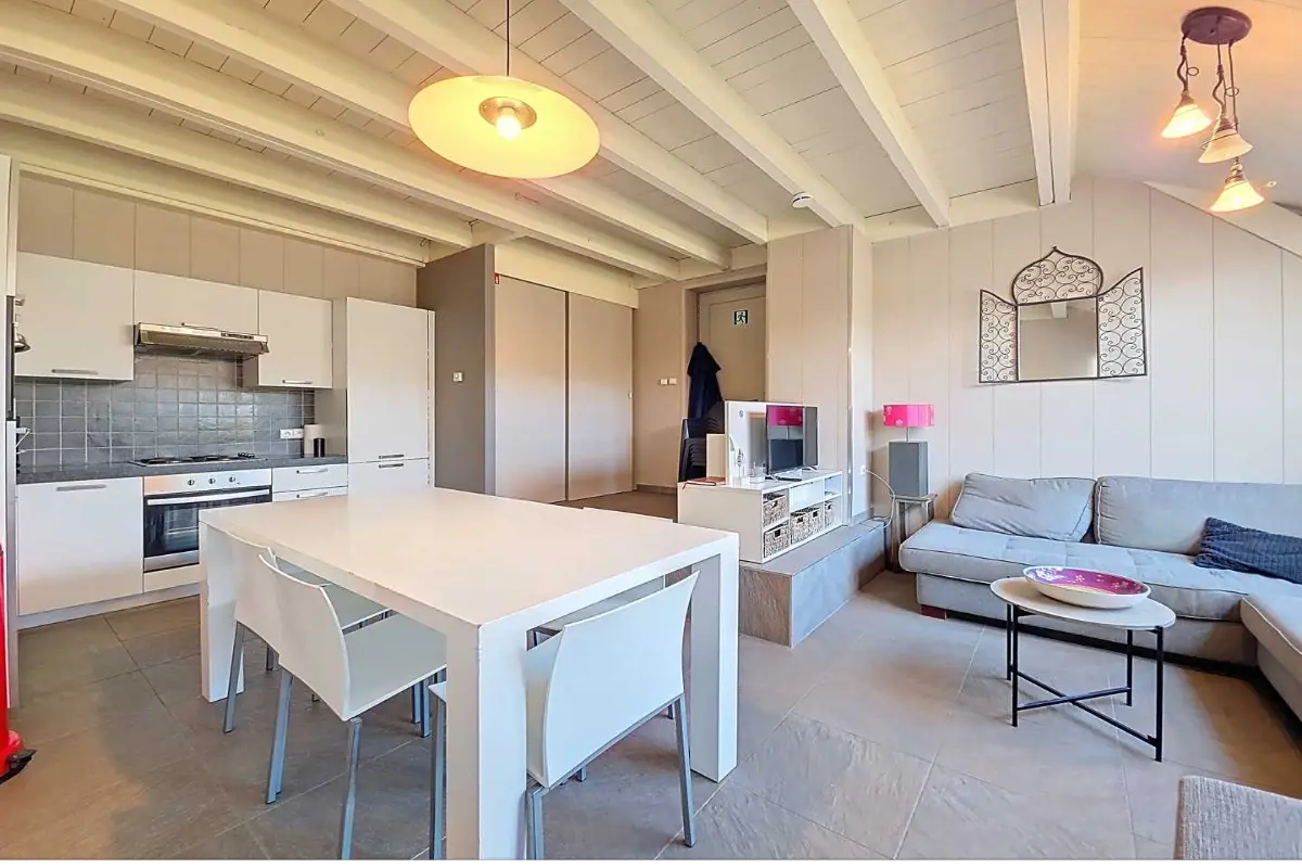 Herenhuis te  koop in Nieuwpoort 8620 210000.00€ 2 slaapkamers 54.00m² - Zoekertje 614216