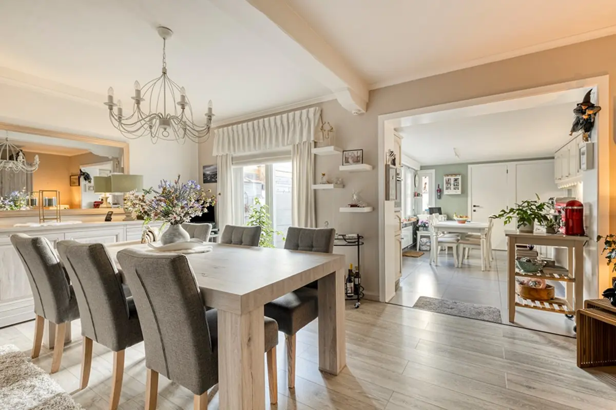 Huis te  koop in Zeebrugge 8380 315000.00€ 3 slaapkamers 140.00m² - Zoekertje 615550