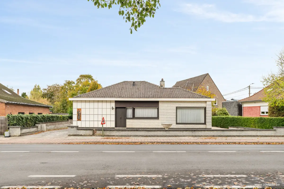 Huis te  in Harelbeke 8530 252000.00€ 2 slaapkamers 150.00m² - Zoekertje 615865