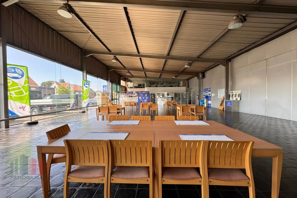 Handelszaak te  huur in Hooglede 8830 3140.00€  slaapkamers 785.00m² - Zoekertje 615185